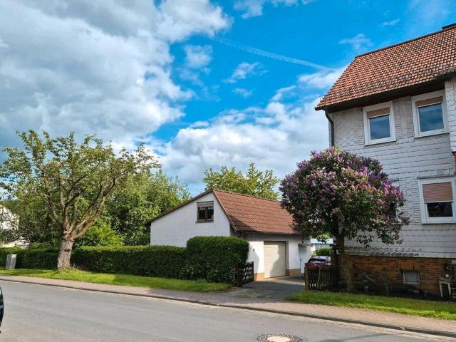 Einfamilienhaus mit großem Grundstück Garten PROVISIONSFREI