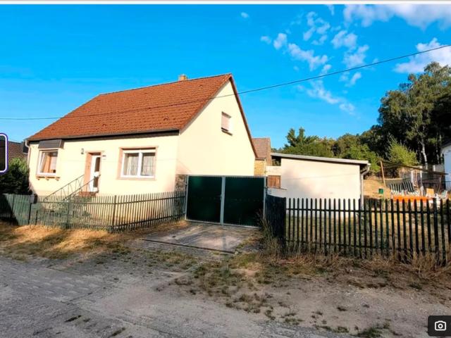 Einfamilienhaus mit großem Grundstück, Nebengelass, Werkstatt, Brunnen