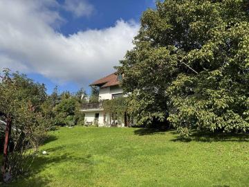 Einfamilienhaus mit großem Keller und traumhaftem Wald Blick