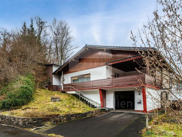 Einfamilienhaus mit großzügigem Grundstück und Charme Ihr Projekt für die Zukunft!