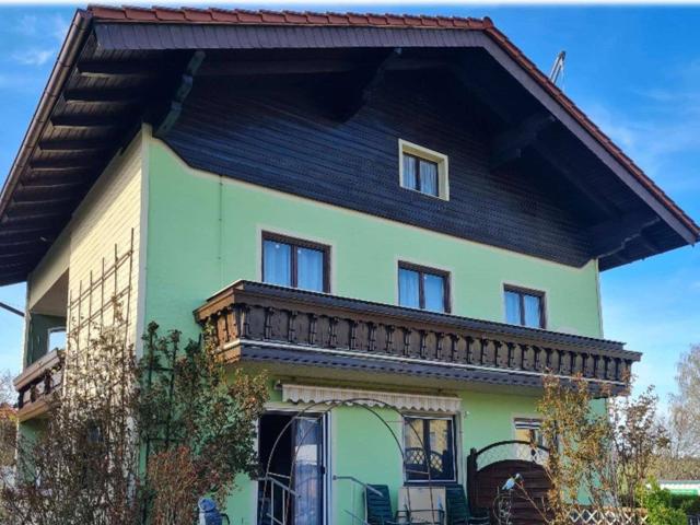 Einfamilienhaus mit großzügigen Garten in idyllischer, ländlicher Wohnlage von Eugendorf
