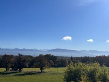 Einfamilienhaus mit Leibrente in der Nähe von Nyon mit Panoramablick auf den See