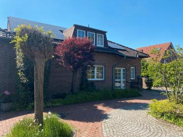 Einfamilienhaus mit PV Anlage und Wallbox in Meerbusch Osterath