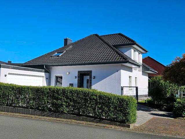 Einfamilienhaus mit PV Anlage, Sauna und traumhaften Garten
