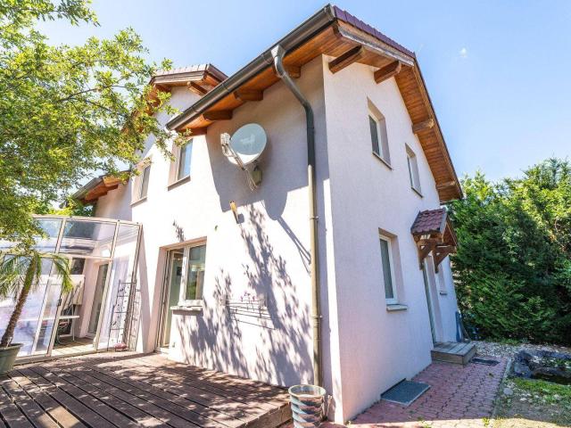 Einfamilienhaus mit Pool