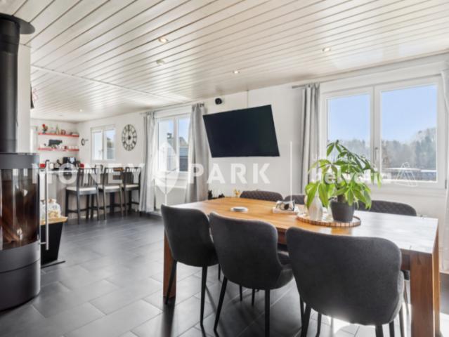 Einfamilienhaus mit Pool / Maison individuelle avec piscine