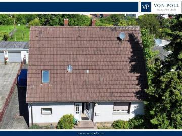 Einfamilienhaus mit Potential und sensationellem Fernblick