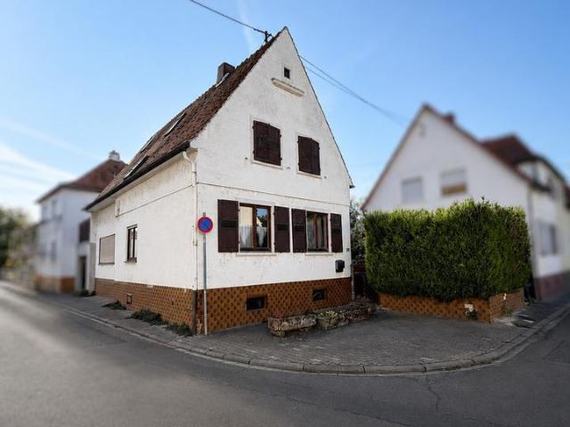 Einfamilienhaus mit Potenzial 135 qm Wohnfläche, provisionsfrei