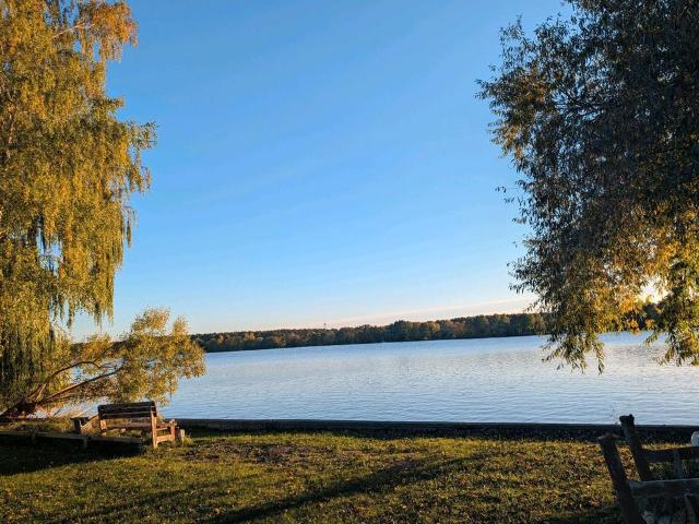 Einfamilienhaus mit privatem Wasserzugang & Garten
