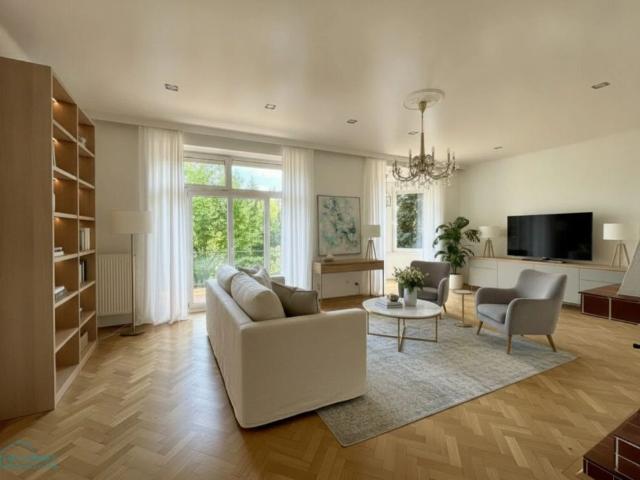 EINFAMILIENHAUS MIT SCHÖNEM GARTEN IN PÖTZLEINSDORF