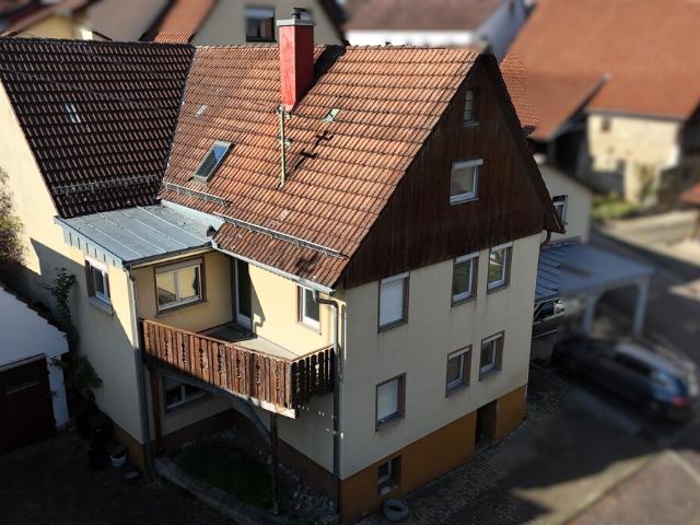 EINFAMILIENHAUS MIT SCHEUNE UND GARAGE IN ROSENGARTEN RIEDEN