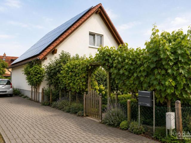 Einfamilienhaus mit sehr großem, idyllischem Gartengrundstück in Dresden Gohlis