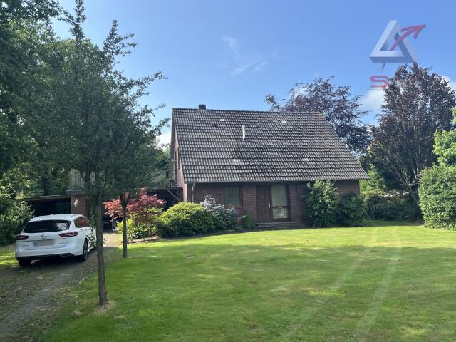Einfamilienhaus mit separater Wohneinheit in ländlicher Gegend