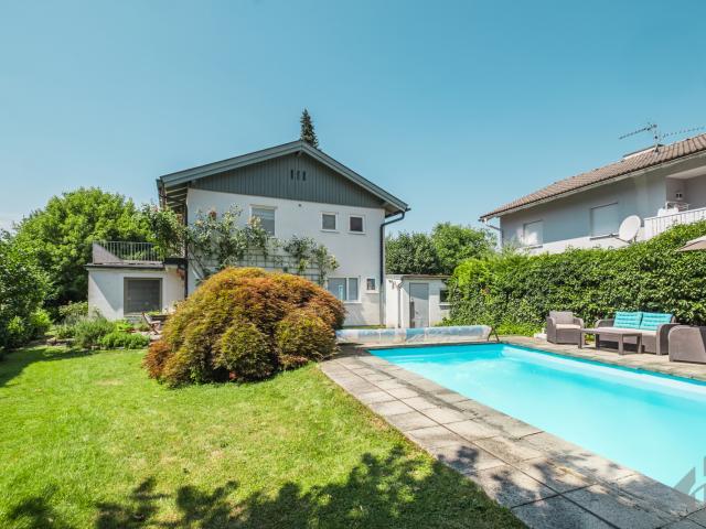 Einfamilienhaus mit sonnigem Garten und Pool in begehrter Ruhelage von Salzburg Aigen