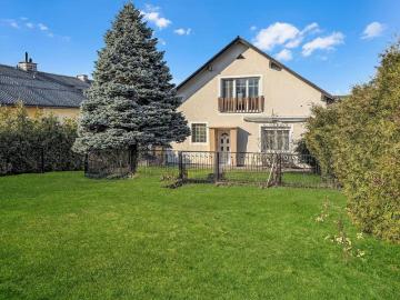 Einfamilienhaus mit unverbaubarem Ausblick inklusive Baugrundstück