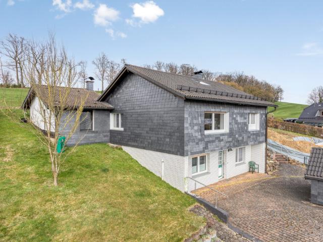 Einfamilienhaus mit viel Potenzial in grüner Lage von Wipperfürth Ohl