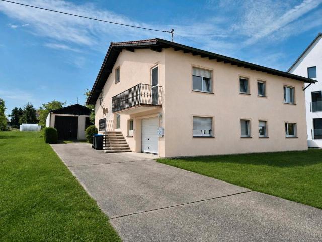 Einfamilienhaus mit viel Platz und großem Garten