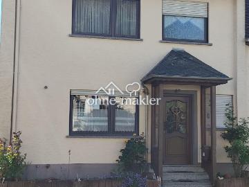 Einfamilienhaus mit weiterem Haus