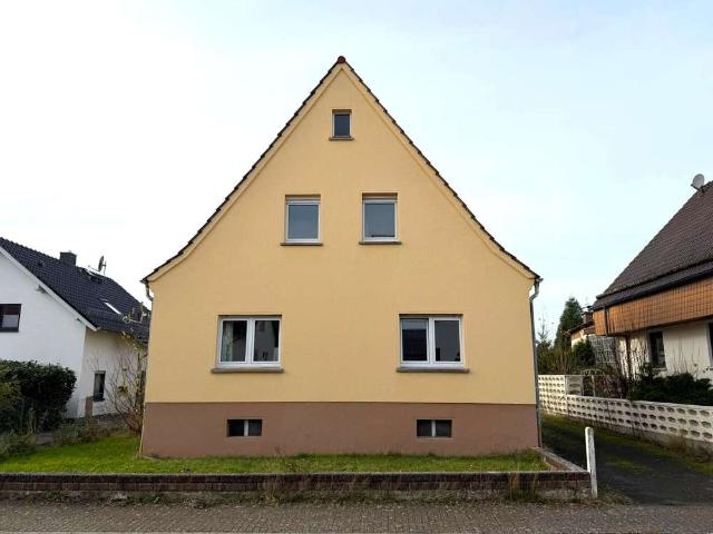Einfamilienhaus mit weitläufigem Garten im Wildeck Obersuhl !