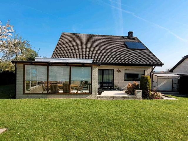 Einfamilienhaus mit Wintergarten