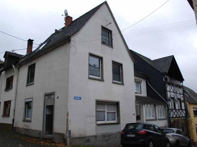Einfamilienhaus mit Wintergarten an der Mosel