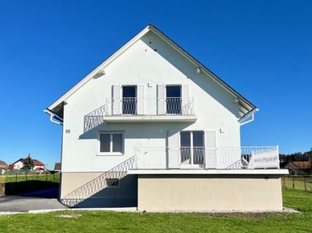 Einfamilienhaus mit zwei Garagen in Fernitz! Grundstück ca. 705m²! Provisionsfrei!