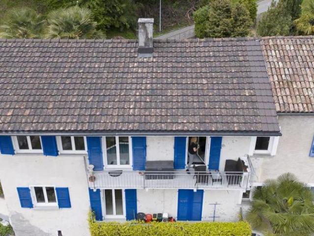 Einfamilienhaus mit zwei separaten Wohneinheiten in Mezzovico Vira, als Zweitwohnsitz zugelassen