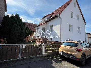 Haus kaufen in Hauptstraße, Linden - Ausgestattete Küche