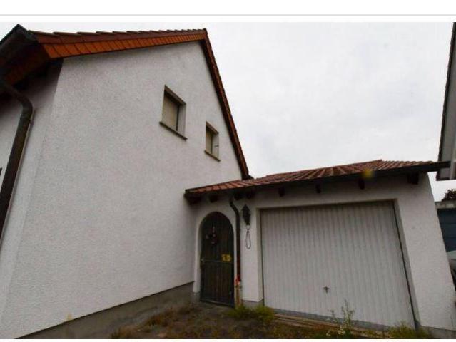 Einfamilienhaus mit 1050qm Grundstück