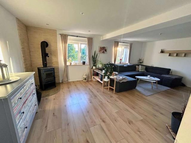 Einfamilienhaus mit 200 m² Wohnfläche in Gersdorf
