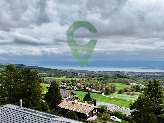 Einfamilienhaus mit 6,5 Zimmern und atemberaubender Aussicht in der Nä