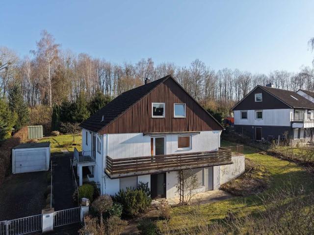 Einfamilienhaus mit 6 Zimmern und Einliegerwohnung in Bad Gandersheim
