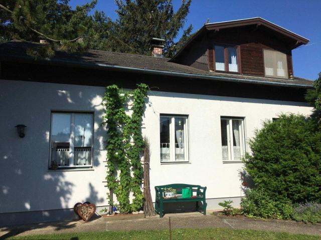 Einfamilienhaus mit 6 Zimmern in Strasshof an der Nordbahn  1.486m² Grundstück