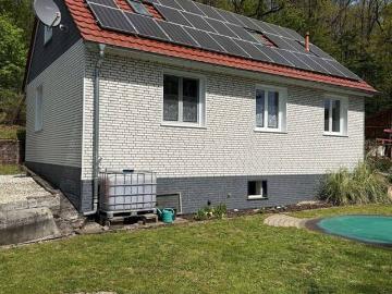 Einfamilienhaus mit 732 m² Grundstück am Waldrand von Gambach