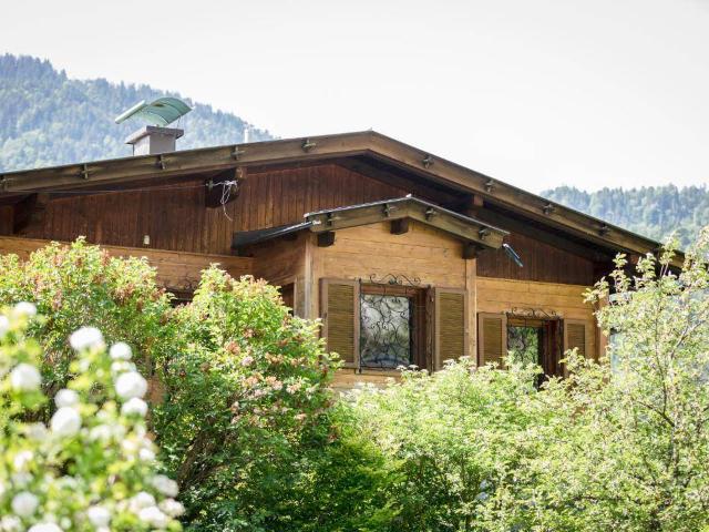 Einfamilienhaus mit 7 Zimmern Garten und Garage in Scharnitz
