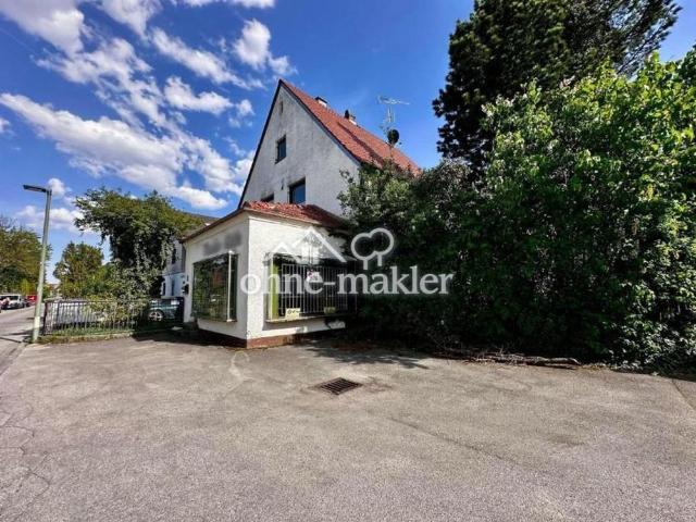 Einfamilienhaus mit 7 Zimmern in Germering als Arbeiterzimmer absolut zentral