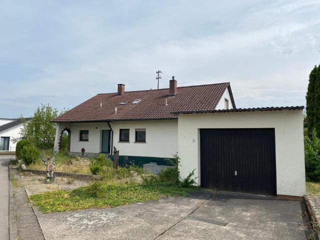 Einfamilienhaus mit 862 m² Grundstück in Herrenberg Oberjesingen
