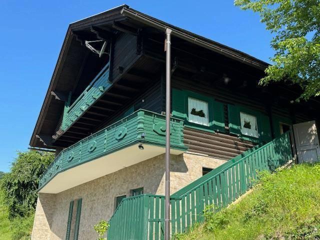 Einfamilienhaus mitten in den Weinbergen
