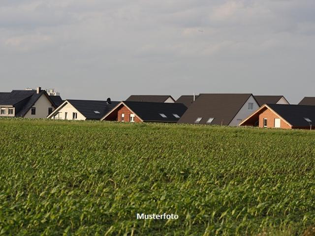 Einfamilienhaus nebst Garage