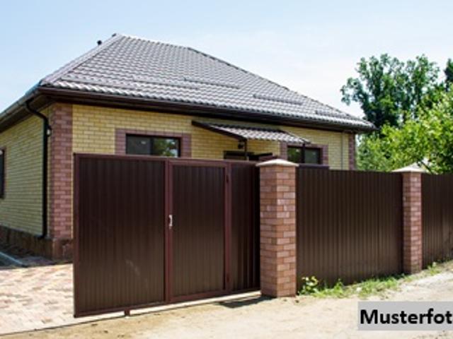 Einfamilienhaus nebst Doppelgarage provisionsfrei