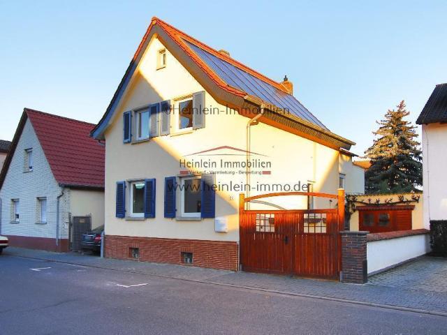Einfamilienhaus# Sauna# Wintergarten# Kaminofen# PV & Solar# Griesheim Hofmannstr