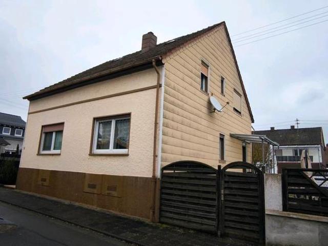 Einfamilienhaus Spesbach