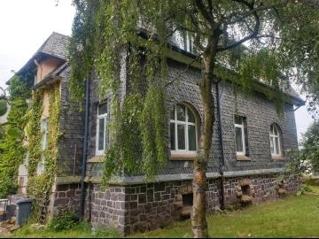 Einfamilienhaus *Stadtvilla* 1800 qm Grundstück PROVISIONSFREI