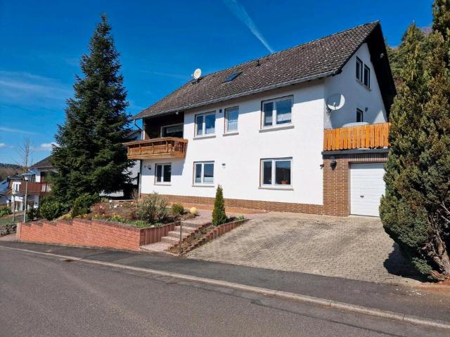Einfamilienhaus Südlage mit herrlichem Ausblick am Waldrand