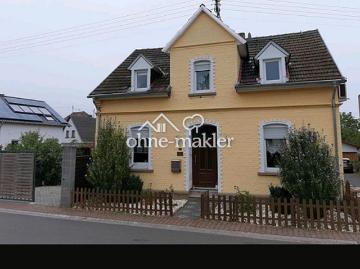 Einfamilienhaus provisionsfrei mit Baugrundstück