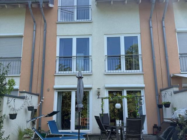 Einfamilienhaus Reihenhaus provisionsfrei in Sankt Augustin