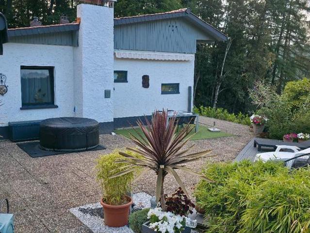 Einfamilienhaus, Tolle Ausblick, große Grundstück,Gepflegt