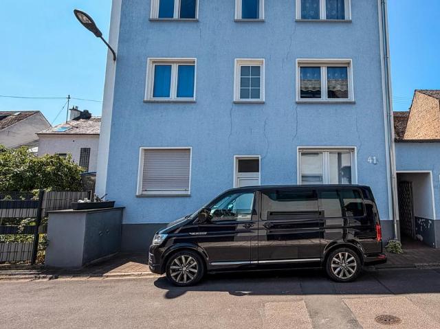 Einfamilienhaus und oder Mehrgenerationen Haus