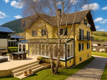 Einfamilienhaus und Gästehaus auf großem Grundstück, Pool und Schneebergblick!