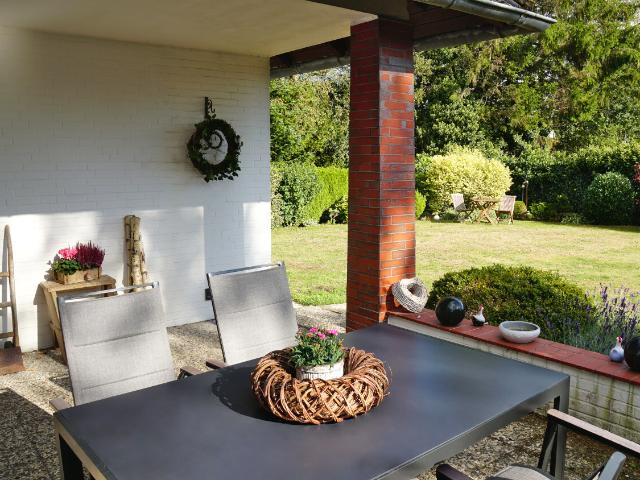 Einfamilienhaus zur Miete Komfortables Wohnen mit Sauna, Kamin und Garten in Süderbrarup